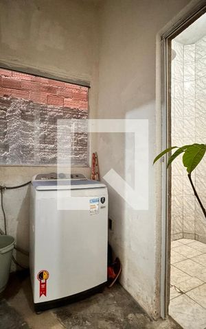 Casa à venda com 180m², 2 quartos e 1 vaga Casa à venda com 180m², 2 quartos e 1 vagaLavanderia