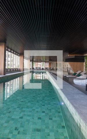 Studio para alugar com 32m², 1 quarto e 1 vaga Studio para alugar com 32m², 1 quarto e 1 vagaÁrea comum - Piscina Coberta