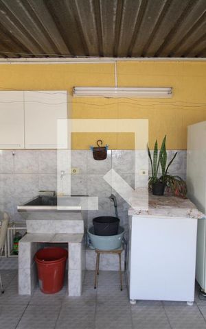 Casa à venda com 136m², 3 quartos e 2 vagasÁrea de Serviço