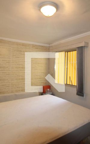 Casa à venda com 136m², 3 quartos e 2 vagasSuíte