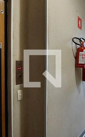 Apartamento à venda com 390m², 5 quartos e 8 vagas Apartamento à venda com 390m², 5 quartos e 8 vagasEntrada 2