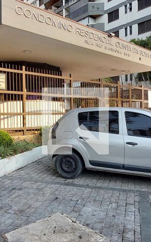Apartamento à venda com 390m², 5 quartos e 8 vagas Apartamento à venda com 390m², 5 quartos e 8 vagasFachada