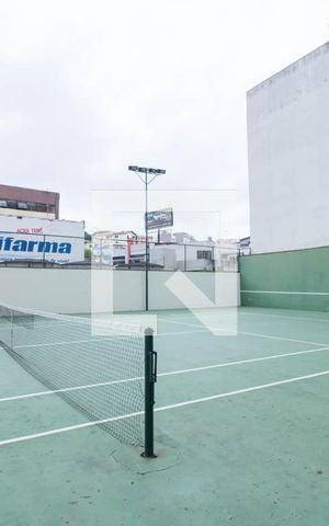 Apartamento à venda com 390m², 5 quartos e 8 vagas Apartamento à venda com 390m², 5 quartos e 8 vagasÁrea comum - Quadra tênis