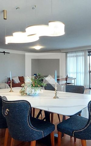 Apartamento à venda com 390m², 5 quartos e 8 vagas Apartamento à venda com 390m², 5 quartos e 8 vagasSala