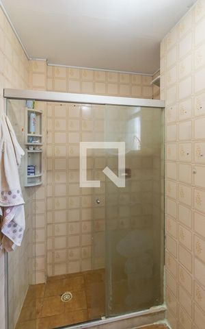 Apartamento à venda com 111m², 3 quartos e 2 vagas Apartamento à venda com 111m², 3 quartos e 2 vagasBanheiro Social