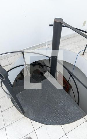 Apartamento à venda com 111m², 3 quartos e 2 vagas Apartamento à venda com 111m², 3 quartos e 2 vagasCobertura