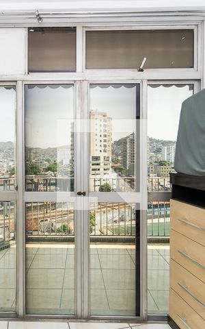 Apartamento à venda com 111m², 3 quartos e 2 vagas Apartamento à venda com 111m², 3 quartos e 2 vagasQuarto 1
