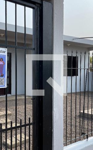 Casa à venda com 100m², 2 quartos e 3 vagas Casa à venda com 100m², 2 quartos e 3 vagasplaquinha