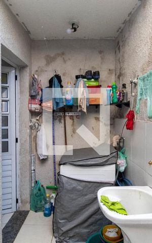 Casa de condomínio à venda com 61m², 2 quartos e 1 vaga Casa de condomínio à venda com 61m², 2 quartos e 1 vagaLavanderia