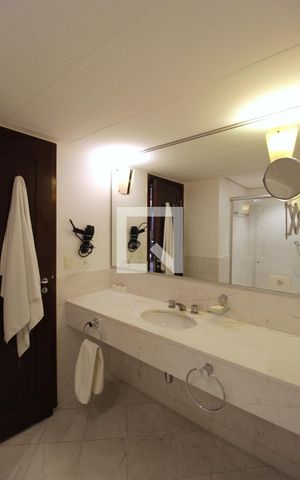 Apartamento para alugar com 82m², 2 quartos e 2 vagasBanheiro da Suíte 1