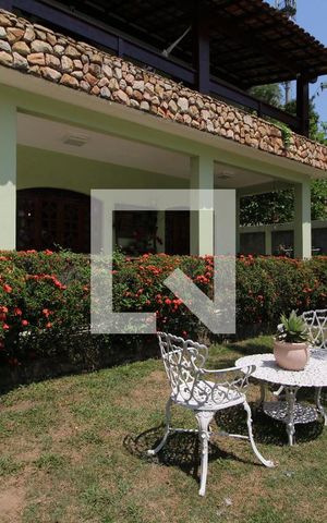 Casa de condomínio à venda com 350m², 4 quartos e 3 vagasJardim