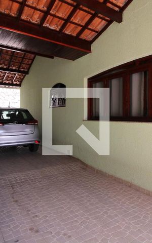 Casa de condomínio à venda com 350m², 4 quartos e 3 vagasGaragem