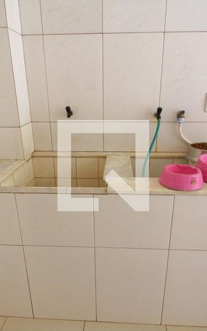 Casa de condomínio à venda com 350m², 4 quartos e 3 vagasÁrea de Serviço