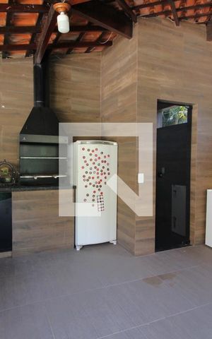 Casa de condomínio à venda com 350m², 4 quartos e 3 vagasChurrasqueira