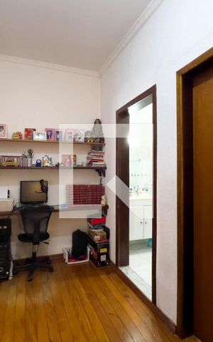 Casa à venda com 148m², 3 quartos e 2 vagas Casa à venda com 148m², 3 quartos e 2 vagasHall
