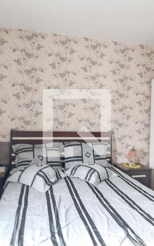 Casa à venda com 244m², 4 quartos e 3 vagas Casa à venda com 244m², 4 quartos e 3 vagasQuarto 3