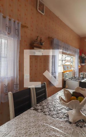 Casa à venda com 244m², 4 quartos e 3 vagas Casa à venda com 244m², 4 quartos e 3 vagasCozinha