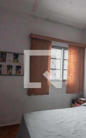 Casa à venda com 244m², 4 quartos e 3 vagas Casa à venda com 244m², 4 quartos e 3 vagasQuarto 2