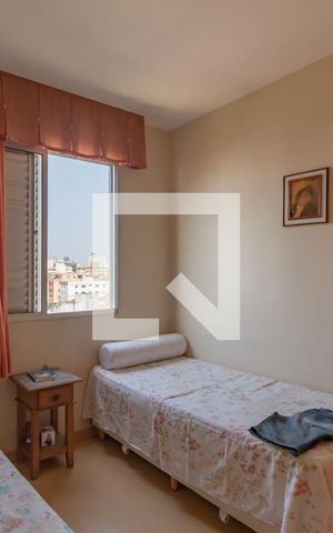 Apartamento à venda com 200m², 3 quartos e 3 vagas Apartamento à venda com 200m², 3 quartos e 3 vagasQuarto 1