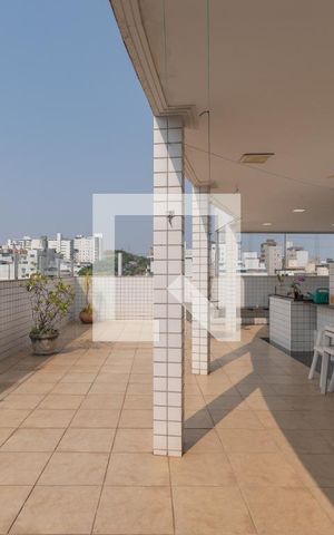 Apartamento à venda com 200m², 3 quartos e 3 vagas Apartamento à venda com 200m², 3 quartos e 3 vagasCobertura