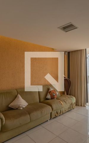 Apartamento à venda com 200m², 3 quartos e 3 vagas Apartamento à venda com 200m², 3 quartos e 3 vagasSala de TV