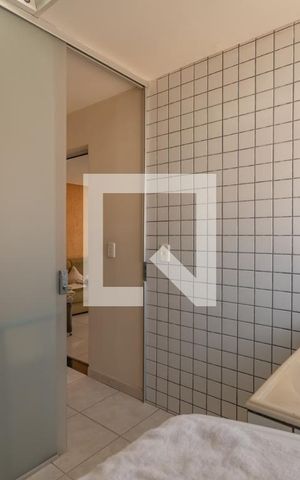 Apartamento à venda com 200m², 3 quartos e 3 vagas Apartamento à venda com 200m², 3 quartos e 3 vagasÁrea de Serviço