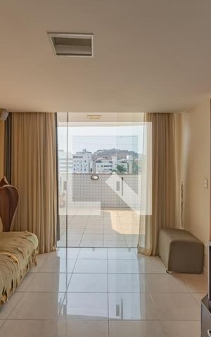 Apartamento à venda com 200m², 3 quartos e 3 vagas Apartamento à venda com 200m², 3 quartos e 3 vagasSala de TV