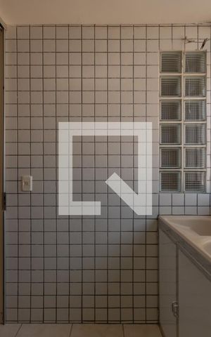 Apartamento à venda com 200m², 3 quartos e 3 vagas Apartamento à venda com 200m², 3 quartos e 3 vagasÁrea de Serviço