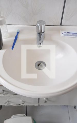 Casa à venda com 150m², 2 quartos e 2 vagasBanheiro