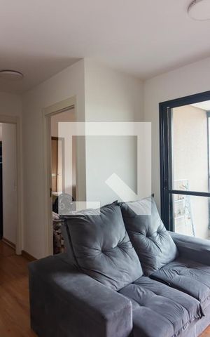 Apartamento à venda com 47m², 2 quartos e 1 vaga Apartamento à venda com 47m², 2 quartos e 1 vagaSala