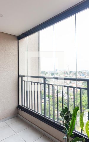 Apartamento à venda com 47m², 2 quartos e 1 vaga Apartamento à venda com 47m², 2 quartos e 1 vagaSacada
