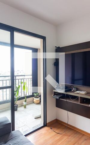 Apartamento à venda com 47m², 2 quartos e 1 vaga Apartamento à venda com 47m², 2 quartos e 1 vagaSala