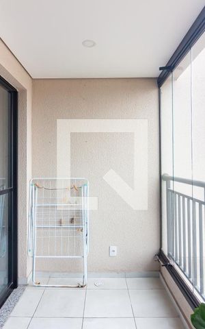 Apartamento à venda com 47m², 2 quartos e 1 vaga Apartamento à venda com 47m², 2 quartos e 1 vagaSacada