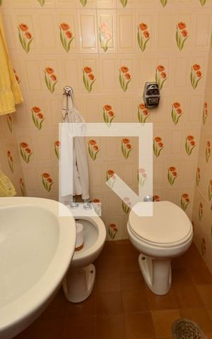 Apartamento à venda com 560m², 5 quartos e 3 vagas Apartamento à venda com 560m², 5 quartos e 3 vagasBanheiro suite2