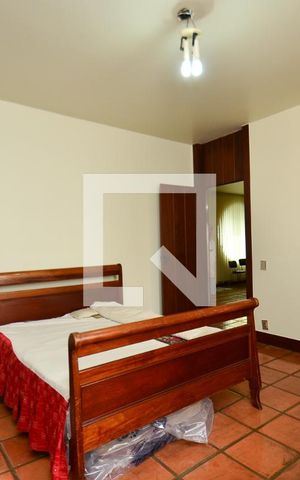 Apartamento à venda com 560m², 5 quartos e 3 vagas Apartamento à venda com 560m², 5 quartos e 3 vagasQuarto 4/ suíte