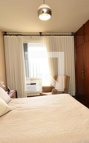 Apartamento à venda com 560m², 5 quartos e 3 vagas Apartamento à venda com 560m², 5 quartos e 3 vagasQuarto1/ suite