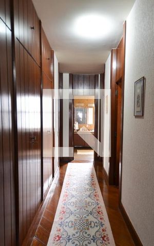 Apartamento à venda com 560m², 5 quartos e 3 vagas Apartamento à venda com 560m², 5 quartos e 3 vagasCorredor