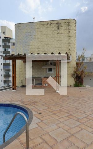 Apartamento à venda com 560m², 5 quartos e 3 vagas Apartamento à venda com 560m², 5 quartos e 3 vagasArea privativa/ piscina