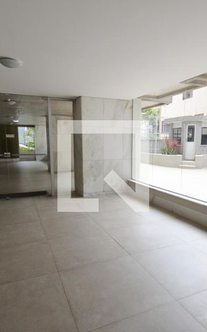 Apartamento à venda com 560m², 5 quartos e 3 vagas Apartamento à venda com 560m², 5 quartos e 3 vagasHall de entrada
