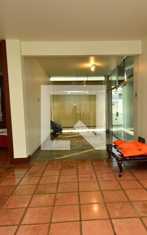 Apartamento à venda com 560m², 5 quartos e 3 vagas Apartamento à venda com 560m², 5 quartos e 3 vagasSala cobertura