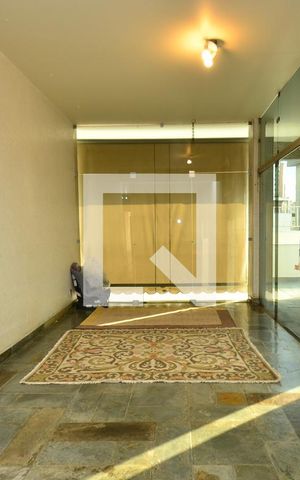 Apartamento à venda com 560m², 5 quartos e 3 vagas Apartamento à venda com 560m², 5 quartos e 3 vagasSala cobertura