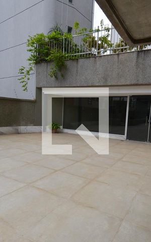 Apartamento à venda com 560m², 5 quartos e 3 vagas Apartamento à venda com 560m², 5 quartos e 3 vagasHall de entrada