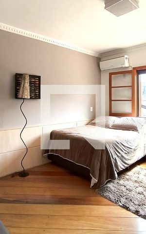 Casa à venda com 450m², 4 quartos e 5 vagas Casa à venda com 450m², 4 quartos e 5 vagasQuarto 3