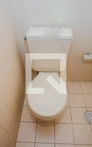 Apartamento à venda com 174m², 2 quartos e 2 vagas Apartamento à venda com 174m², 2 quartos e 2 vagasBanheiro Auxiliar