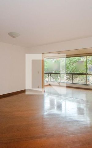 Apartamento à venda com 174m², 2 quartos e 2 vagas Apartamento à venda com 174m², 2 quartos e 2 vagasSala