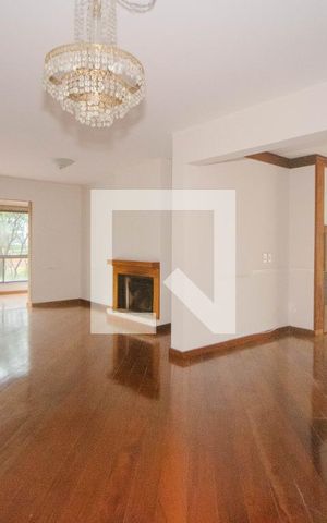 Apartamento à venda com 174m², 2 quartos e 2 vagas Apartamento à venda com 174m², 2 quartos e 2 vagasSala