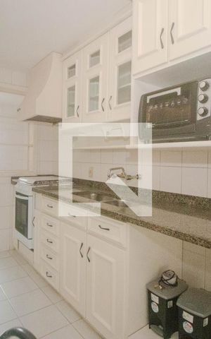 Apartamento à venda com 174m², 2 quartos e 2 vagas Apartamento à venda com 174m², 2 quartos e 2 vagasCozinha