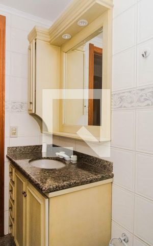 Apartamento à venda com 174m², 2 quartos e 2 vagas Apartamento à venda com 174m², 2 quartos e 2 vagasBanheiro Social