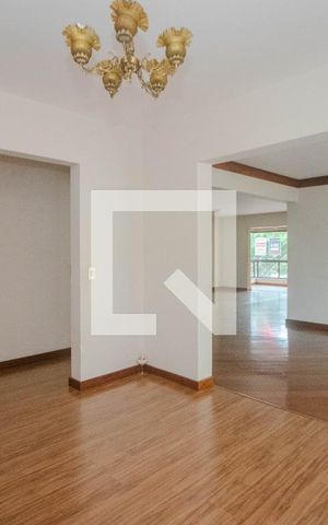 Apartamento à venda com 174m², 2 quartos e 2 vagas Apartamento à venda com 174m², 2 quartos e 2 vagasSala