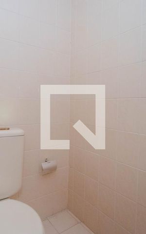 Apartamento à venda com 174m², 2 quartos e 2 vagas Apartamento à venda com 174m², 2 quartos e 2 vagasBanheiro Auxiliar
